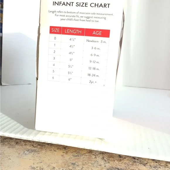 Minnetonka Baby Moccasins Size 3 leather, pink - Picture 6 of 7